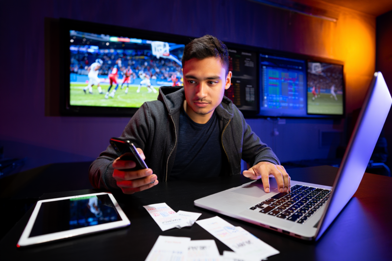 d77570a868e141e109c7433b3d98998a